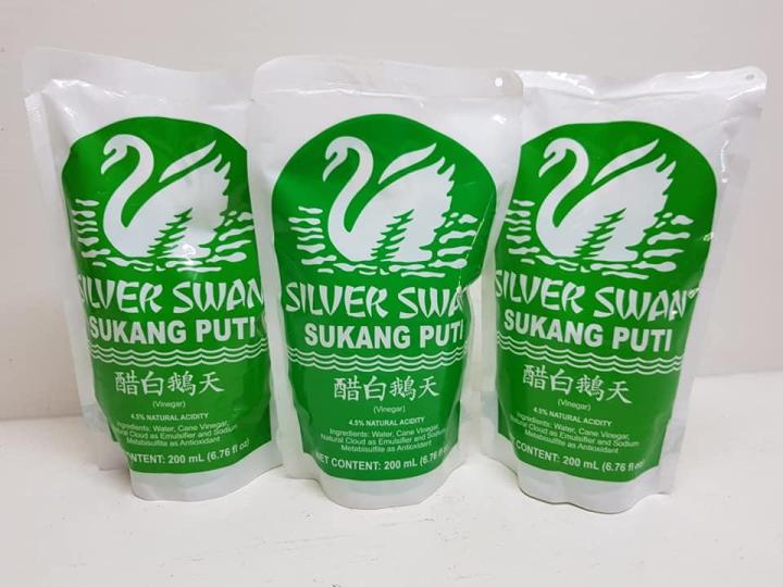 Silver swan Suka